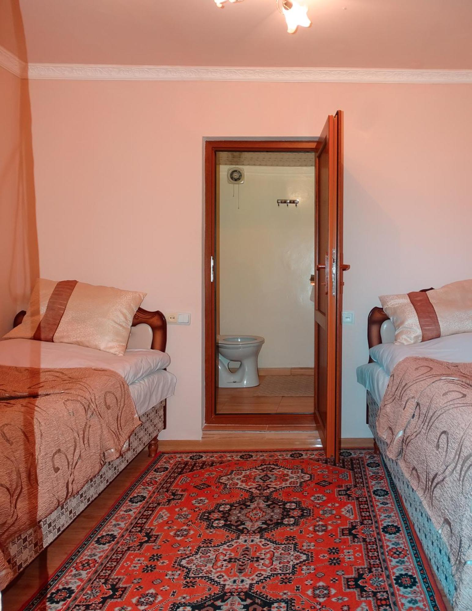 Aspet Hotell Tat'ev Exteriör bild