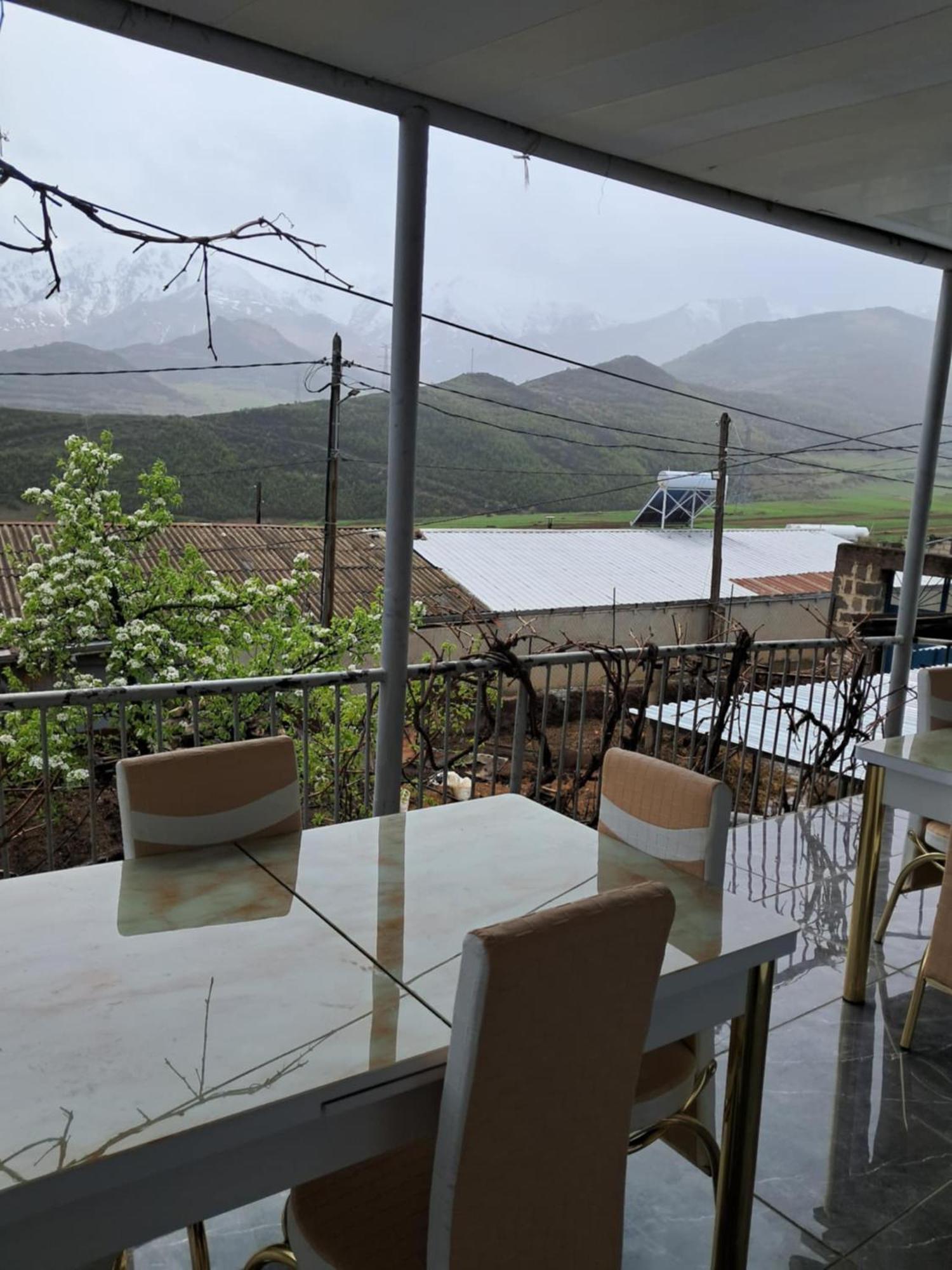 Aspet Hotell Tat'ev Exteriör bild
